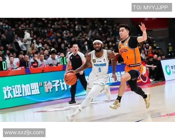 2015年勇士与国王激战回顾：一场篮球盛宴的精彩瞬间与战术较量